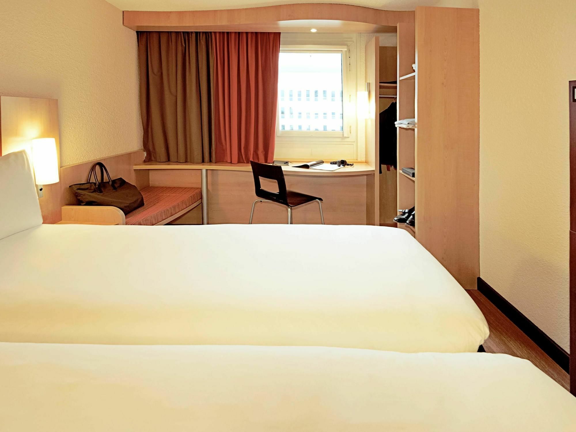 מלון Ibis Reims טאנקו מראה חיצוני תמונה